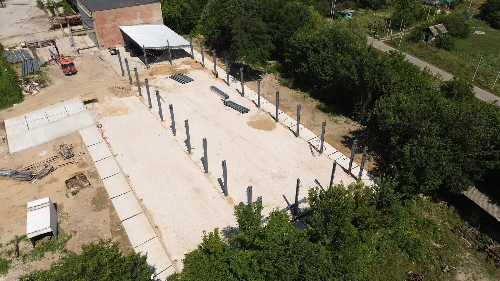 1568 m² — or. Vatra
